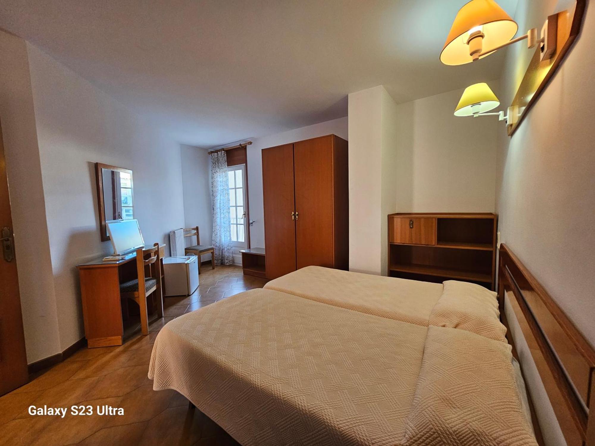 Hotel Blue Spot Malgrat de Mar Buitenkant foto