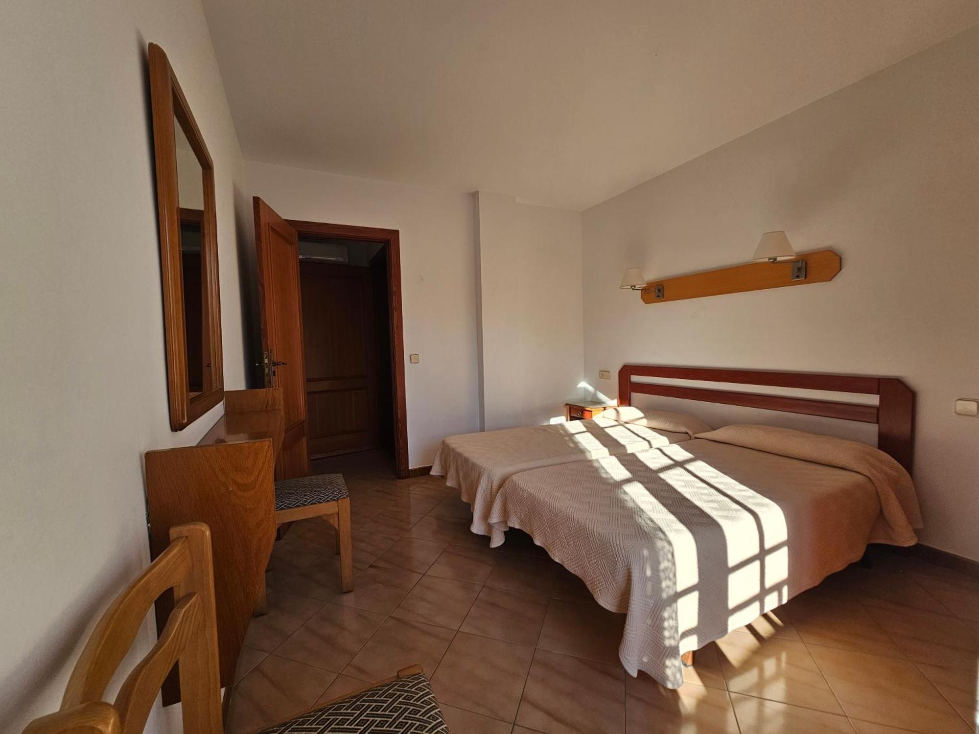 Hotel Blue Spot Malgrat de Mar Buitenkant foto